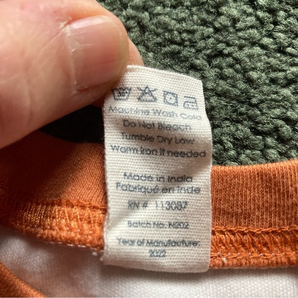 Kate Quinn 2T cotton pumpkin ringer t-shirt - Picture 3 of 4